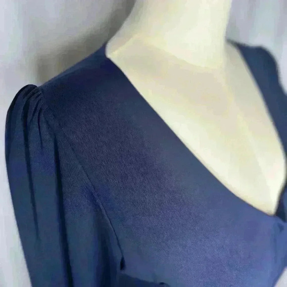 Spadehill Women's V-neck Long Sleeve Bodysuit (568) - Picture 7 of 14